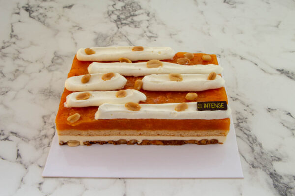 Ben - Entremets abricot, vanille & cacahuète