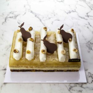 Hope - Entremets poire, vanille & noisette