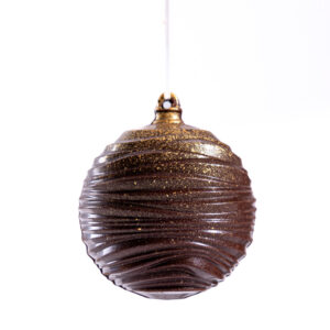Boule suspendue en chocolat